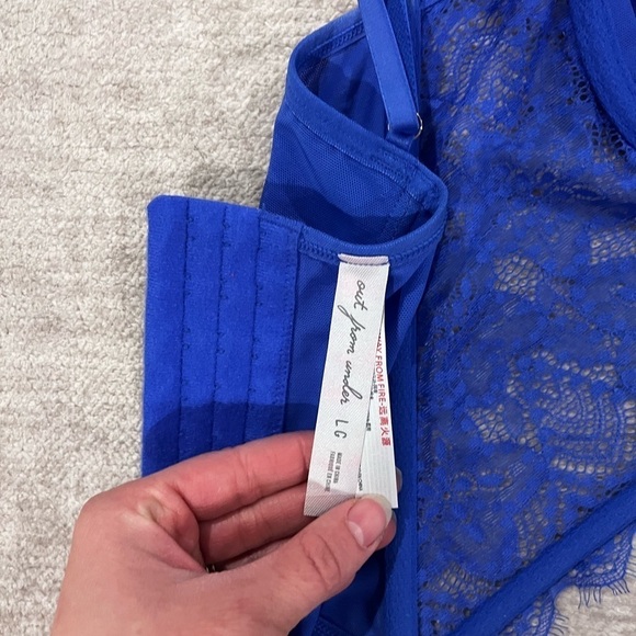 Out From Under Modern Love Cropped Corset size large - Picture 4 of 6